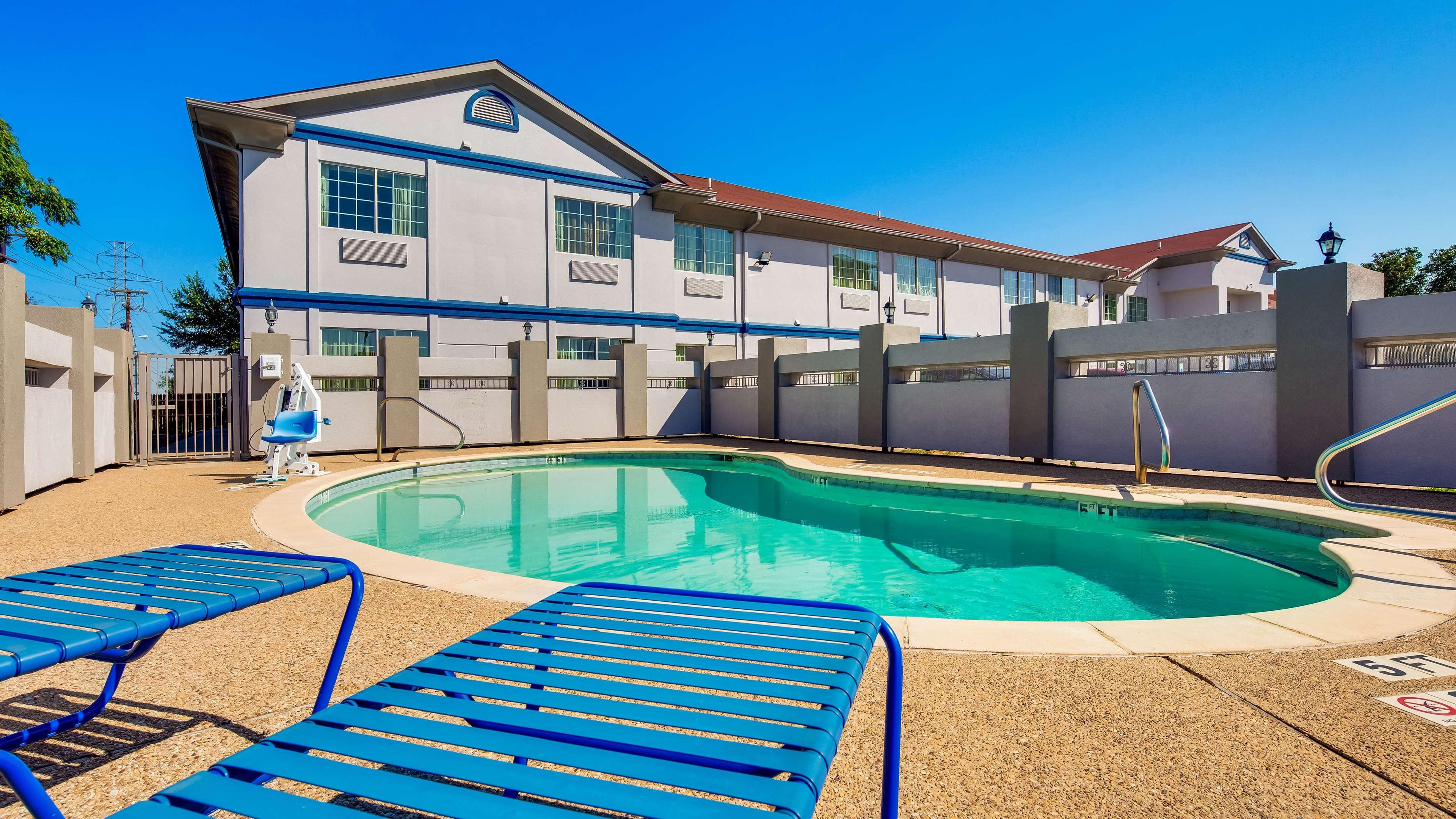 Surestay Plus By Best Western Fort Worth Benbrook Zewnętrze zdjęcie